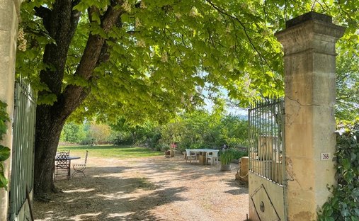 House in Roussillon, Provence-Alpes-Côte d'Azur, France 1