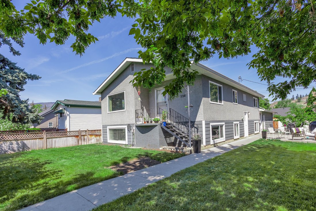 House in Kelowna, British Columbia, Canada 1 - 17892010