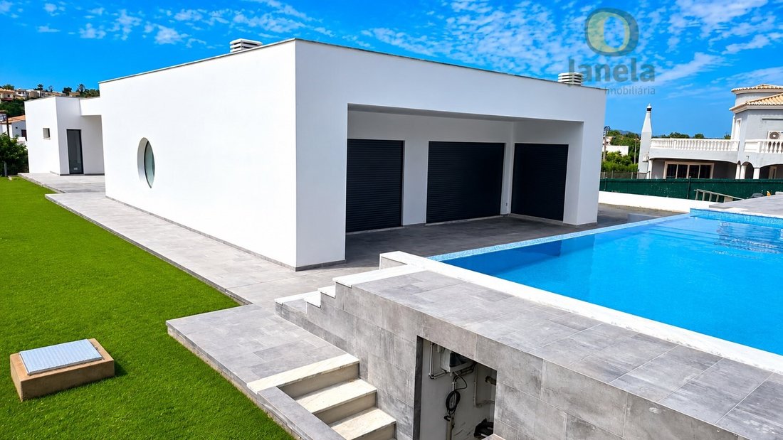 House in Mexilhoeira Grande, Algarve, Portugal 1 - 16154420