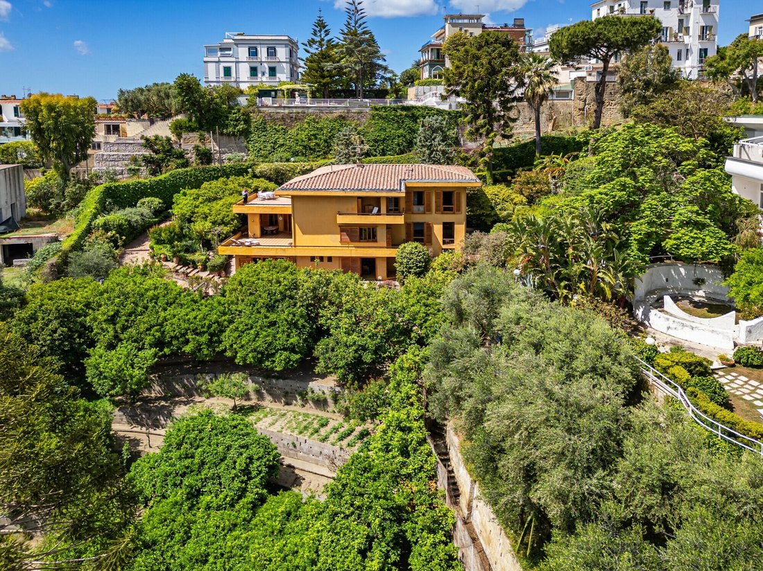 House in Posillipo, Naples, Campania 2 - 17972262