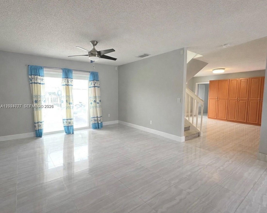 House in Miami, Florida, United States 5 - 18001696