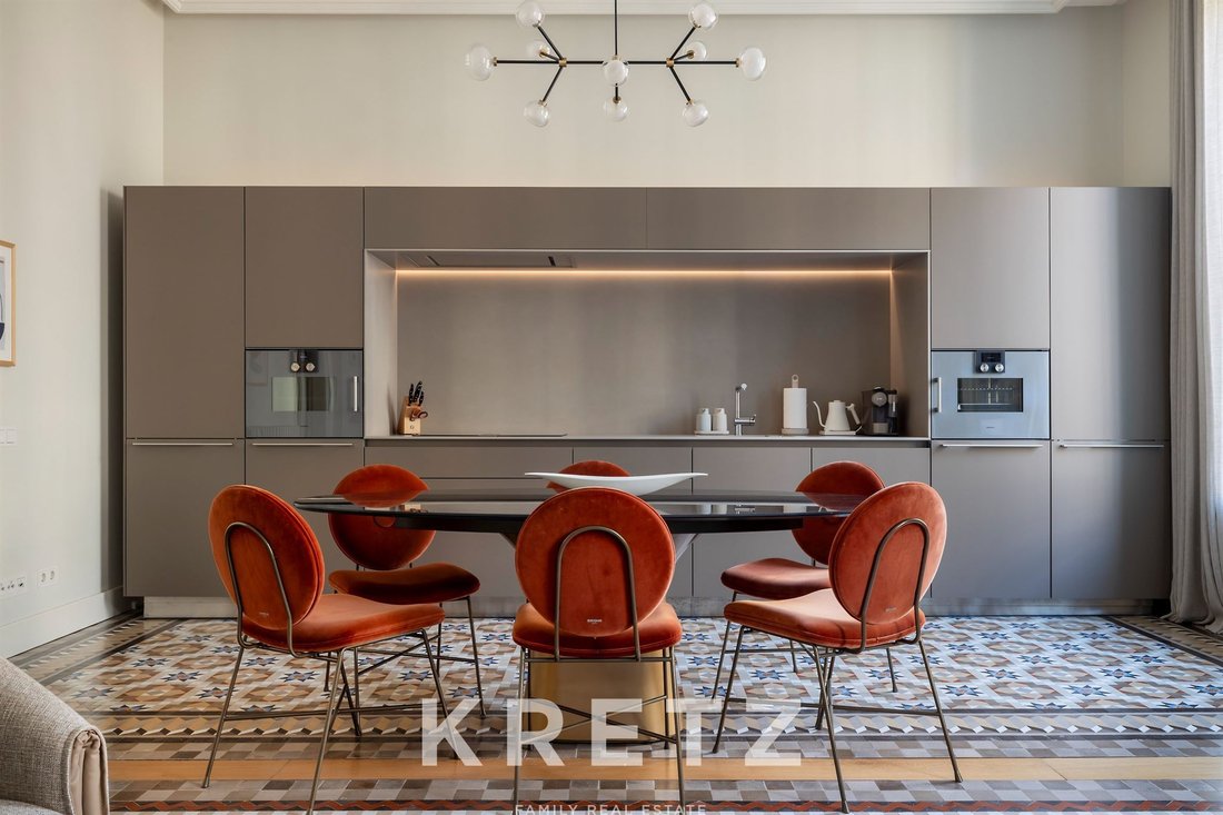 Apartment in Eixample, Barcelona, Spain 5 - 18000877
