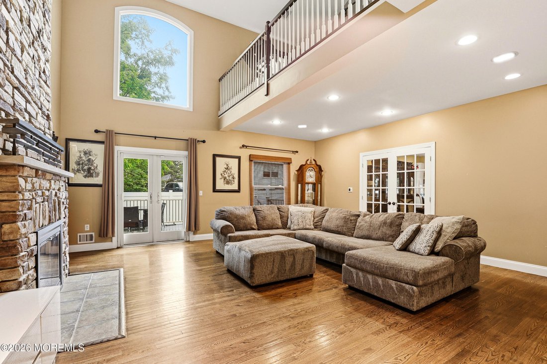 House in Oakhurst, New Jersey, United States 3 - 18001707