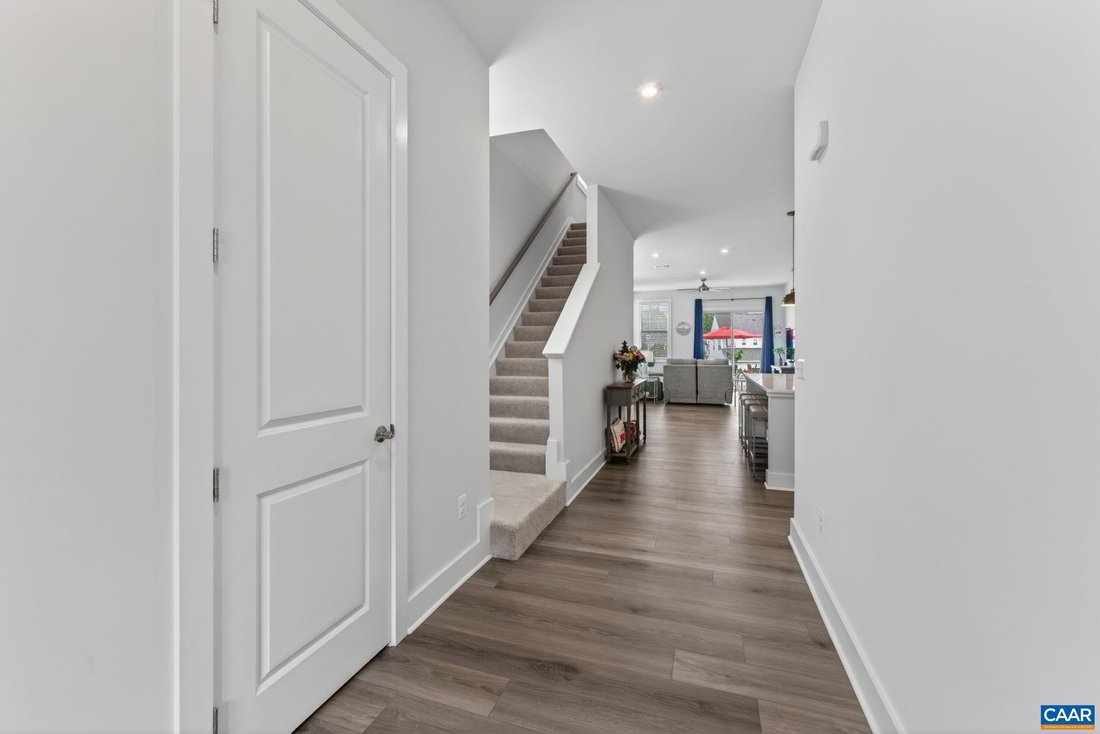 House in Charlottesville, Virginia, United States 2 - 18001963