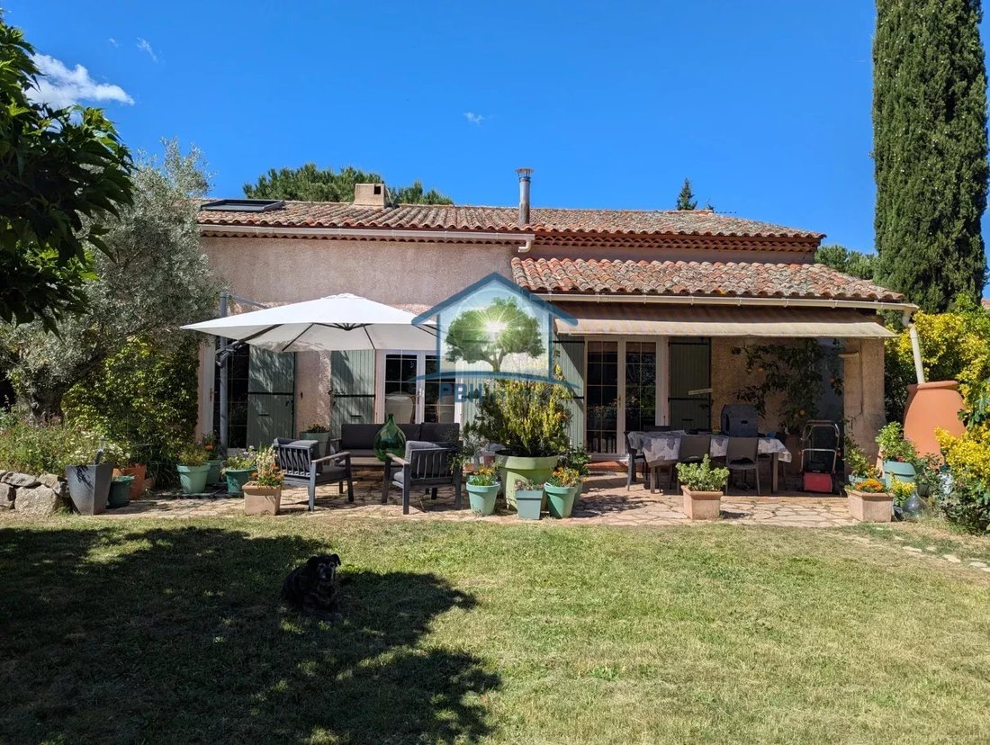 Villa in Pignans, Provence-Alpes-Côte d'Azur, France 3 - 18000813