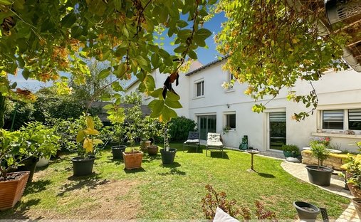 House in Port Neuf, La Rochelle, France 1