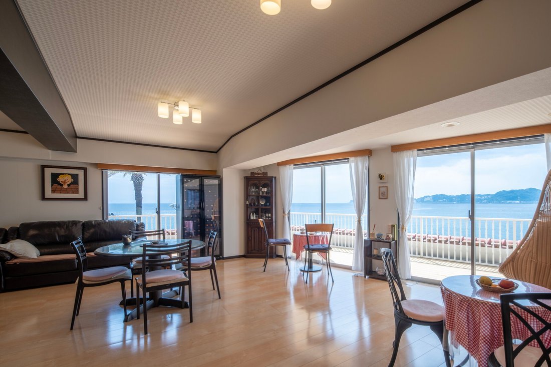 Condo in Zushi, Kanagawa, Japan 4 - 18002996