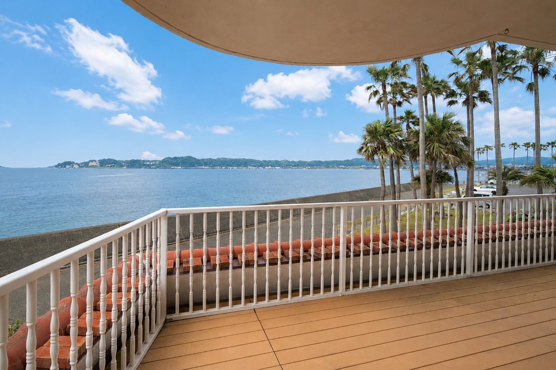 Condo in Zushi, Kanagawa, Japan 1 - 18002996