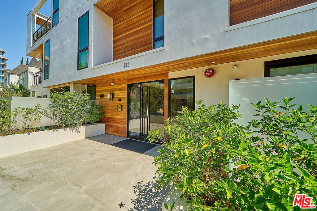 Condo in West Hollywood, California, United States 3 - 18003544