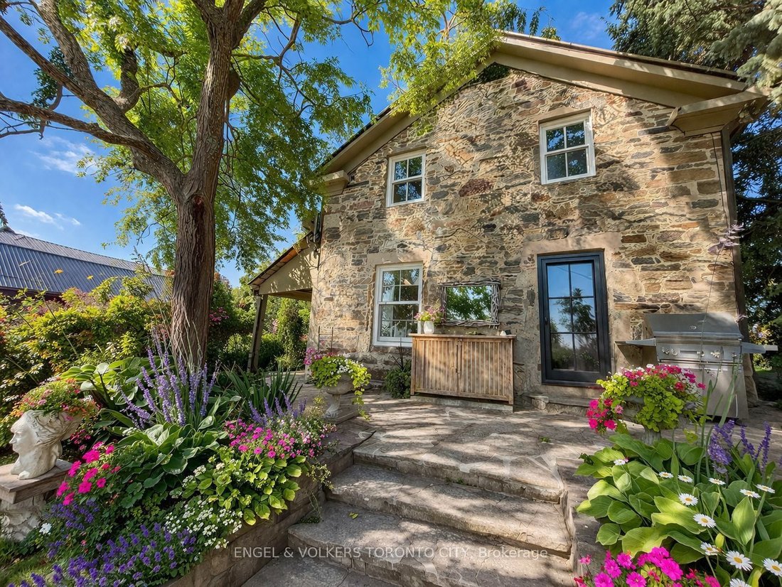 House in Glen Huron, Ontario, Canada 4 - 18002198