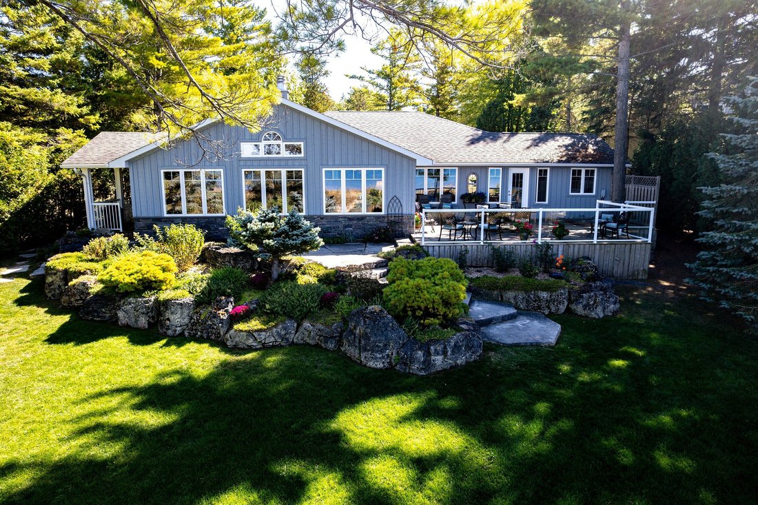 House in Wasaga Beach, Ontario, Canada 3 - 18002989