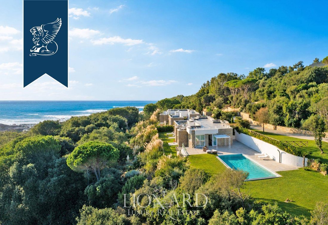 Villa in Punta Ala, Castiglione della Pescaia, Tuscany 1 - 13559968