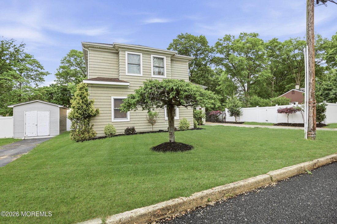 House in Oakhurst, New Jersey, United States 2 - 18001707