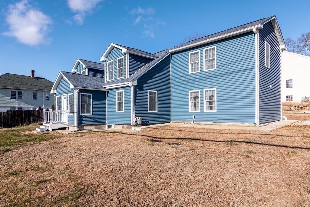 House in Cumberland, Rhode Island, United States 2 - 18001740