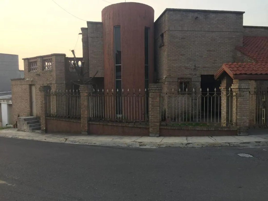 House in Monterrey, Nuevo Leon, Mexico 1 - 18000803