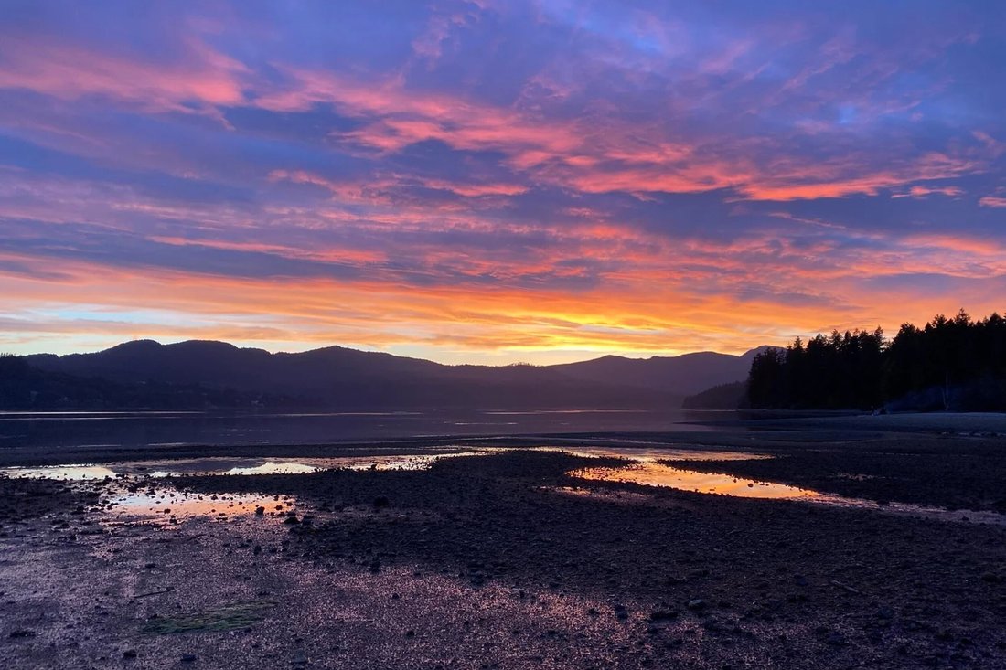 House in Sechelt, British Columbia, Canada 2 - 18003007