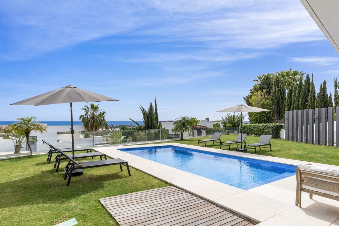 Villa in Benahavis, Andalusia, Spain 4 - 18001685
