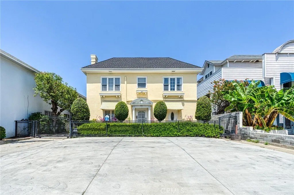 Los Angeles, California, United States 1 - 16520916