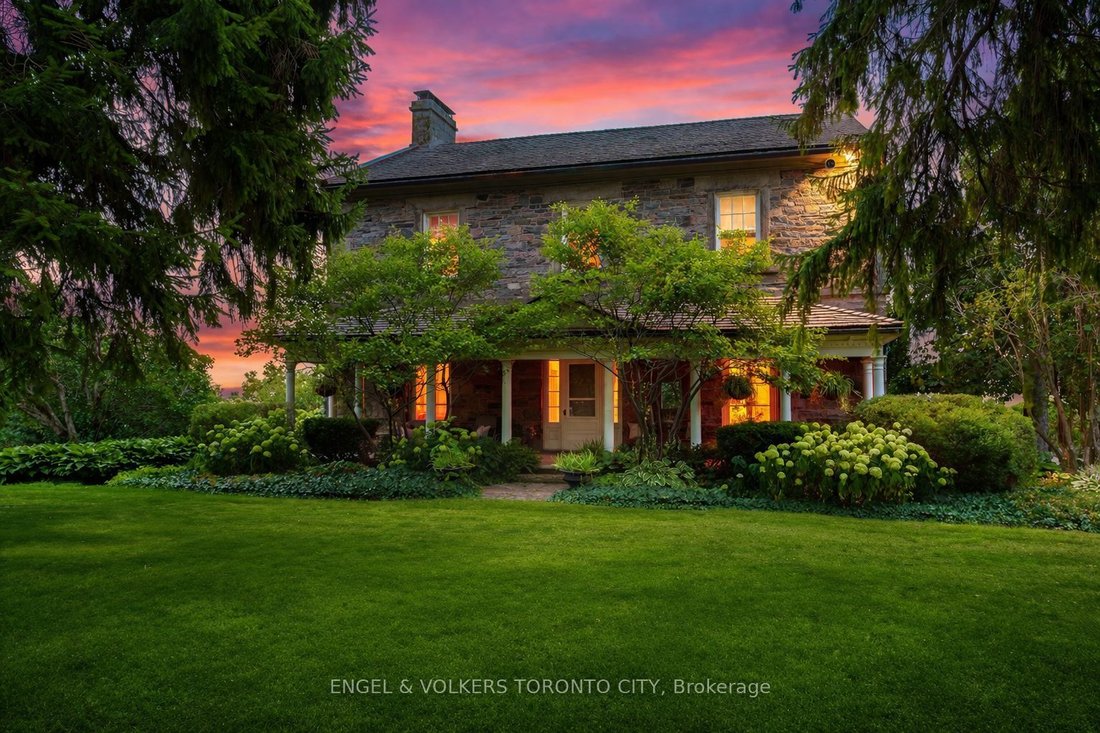 House in Glen Huron, Ontario, Canada 2 - 18002198