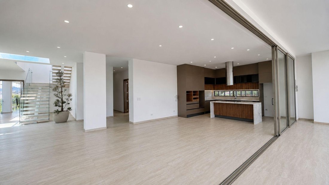 Apartment in Quito, Pichincha, Ecuador 1 - 18000777