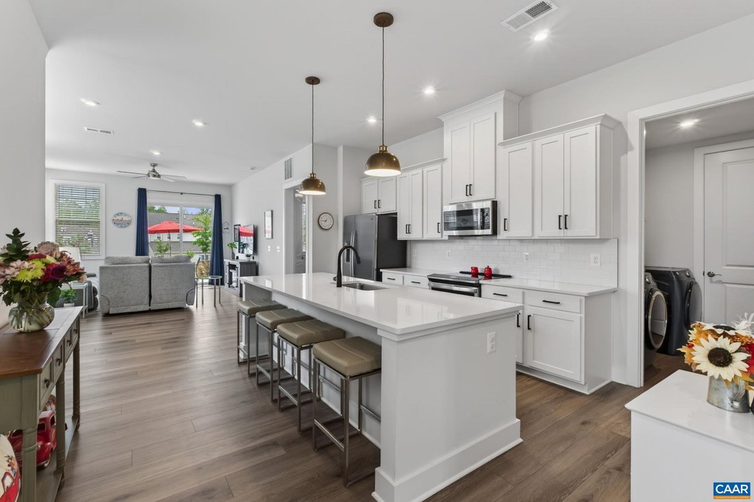 House in Charlottesville, Virginia, United States 3 - 18001963