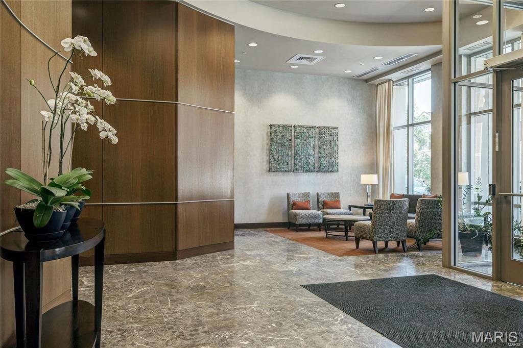 Condo in St. Louis, Missouri, United States 5 - 18003588