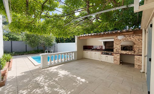 Villa in Lambesc, Provence-Alpes-Côte d'Azur, Frankreich 1
