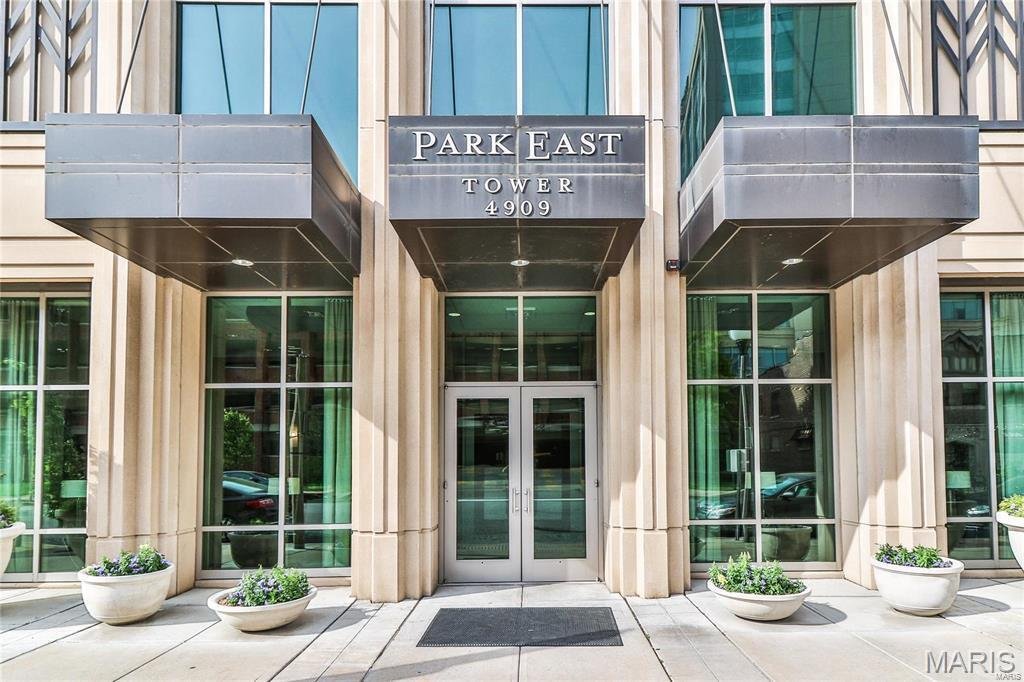 Condo in St. Louis, Missouri, United States 3 - 18003588