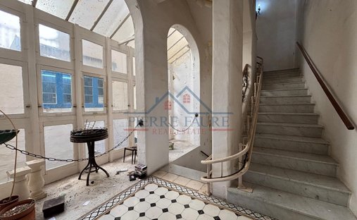 Townhouse in Valletta, Malta 1
