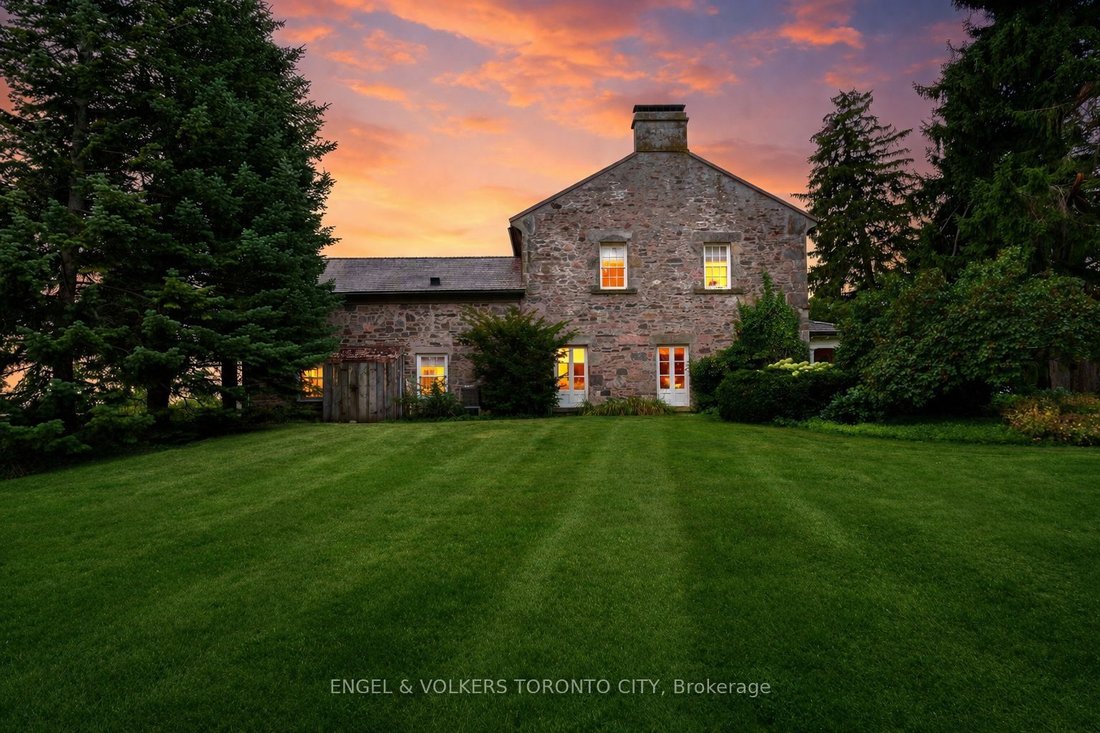 House in Glen Huron, Ontario, Canada 3 - 18002198