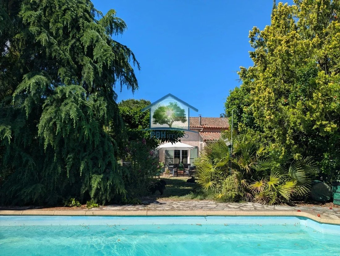 Villa in Pignans, Provence-Alpes-Côte d'Azur, France 4 - 18000813