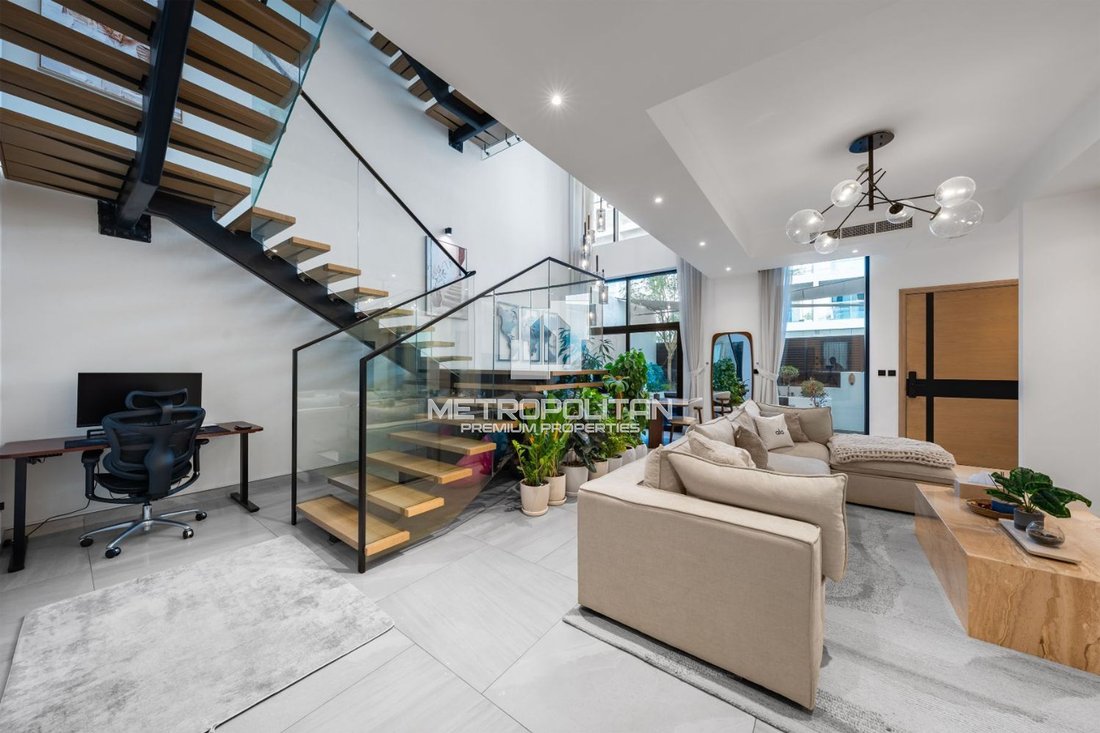 Villa in JVC / Jumeirah Village Circle, Dubai, United Arab Emirates 5 - 17976901