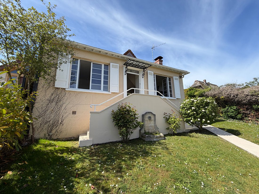 Villa in Deauville, Normandy, France 2 - 18001085