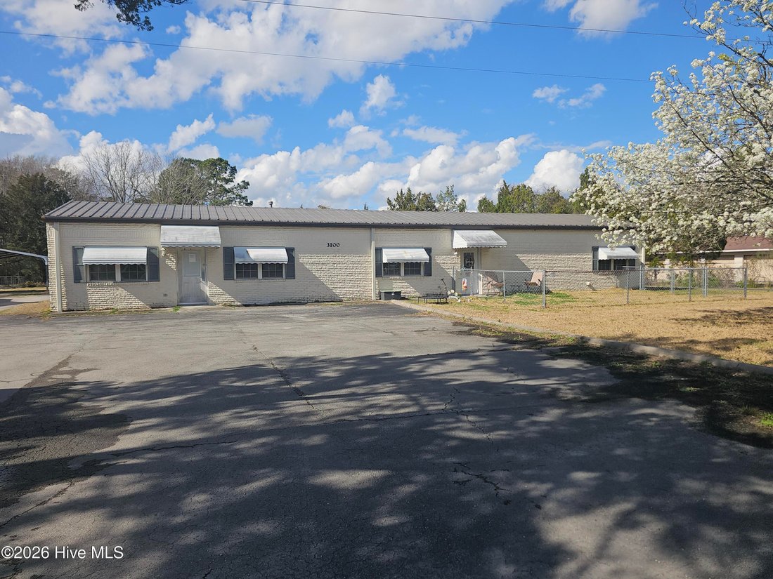 New Bern, North Carolina, United States 2 - 18003577