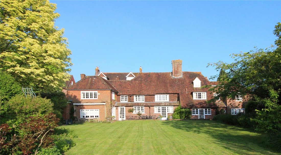 House in Fletching, England 1 - 18003552