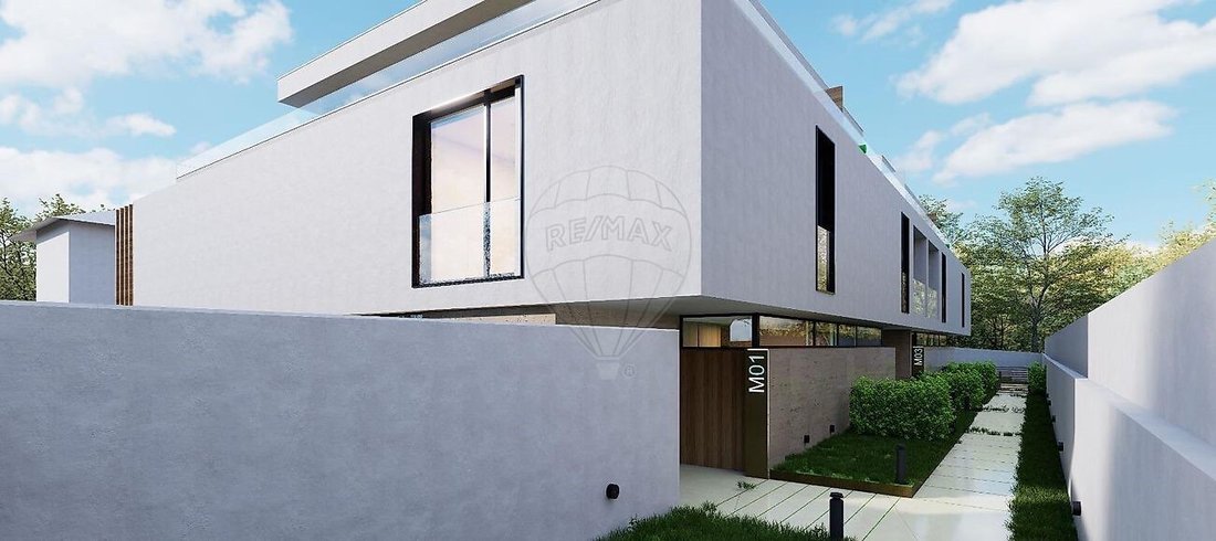 House in Carcavelos e Parede, Lisbon, Portugal 2 - 18002439