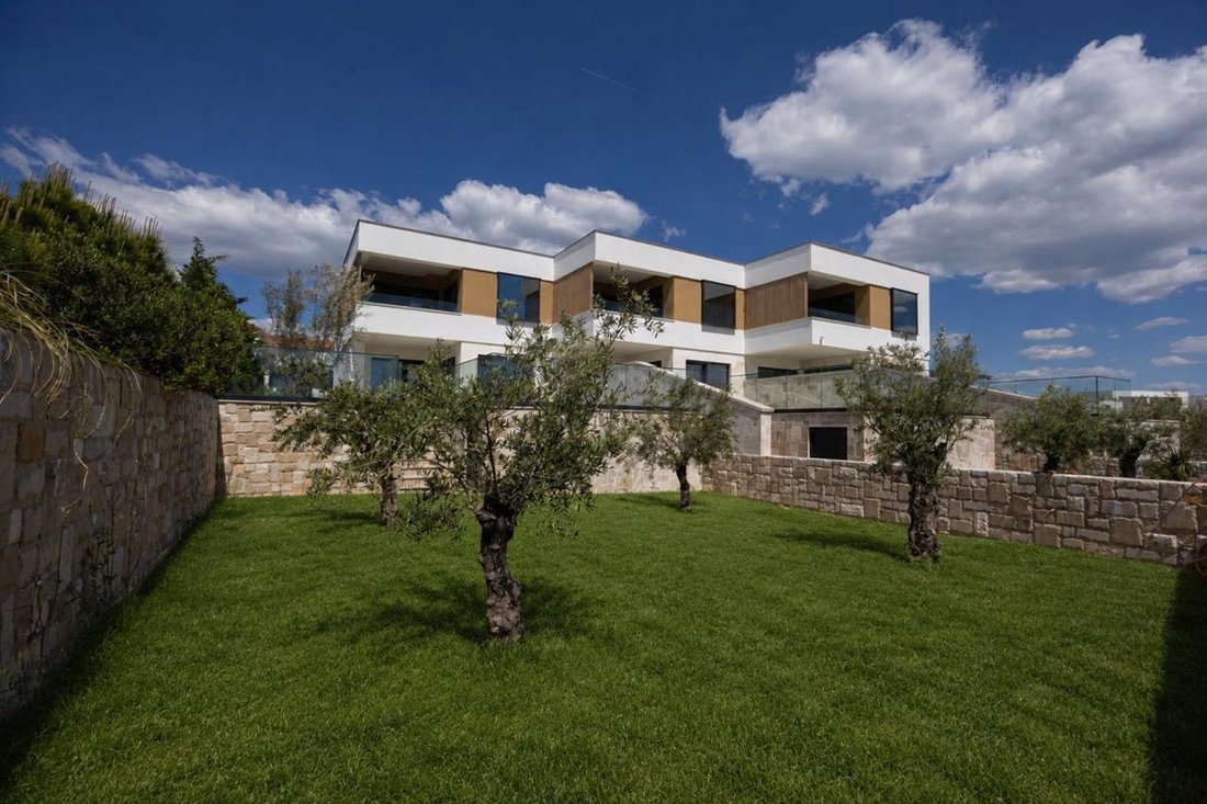 Villa in Primosten, Sibenik-Knin County, Croatia 3 - 13808776