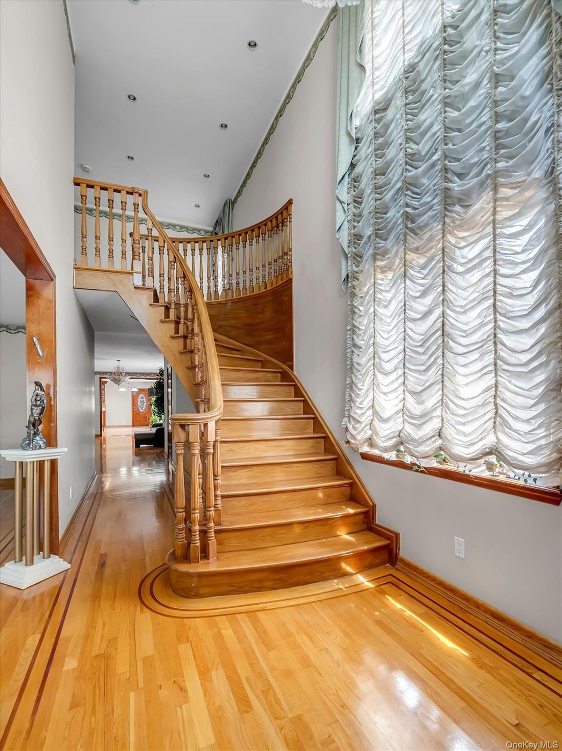House in New York, New York, United States 3 - 18001976