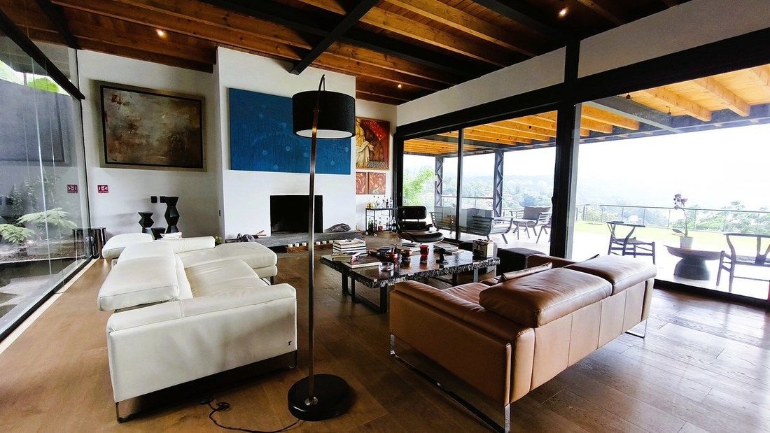 House in Valle de Bravo, State of Mexico, Mexico 1 - 18000902