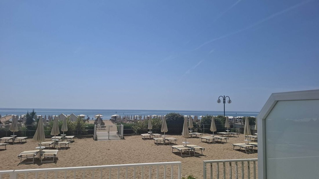 Apartment in Faro-Lido Ovest, Jesolo, Veneto 4 - 16723326