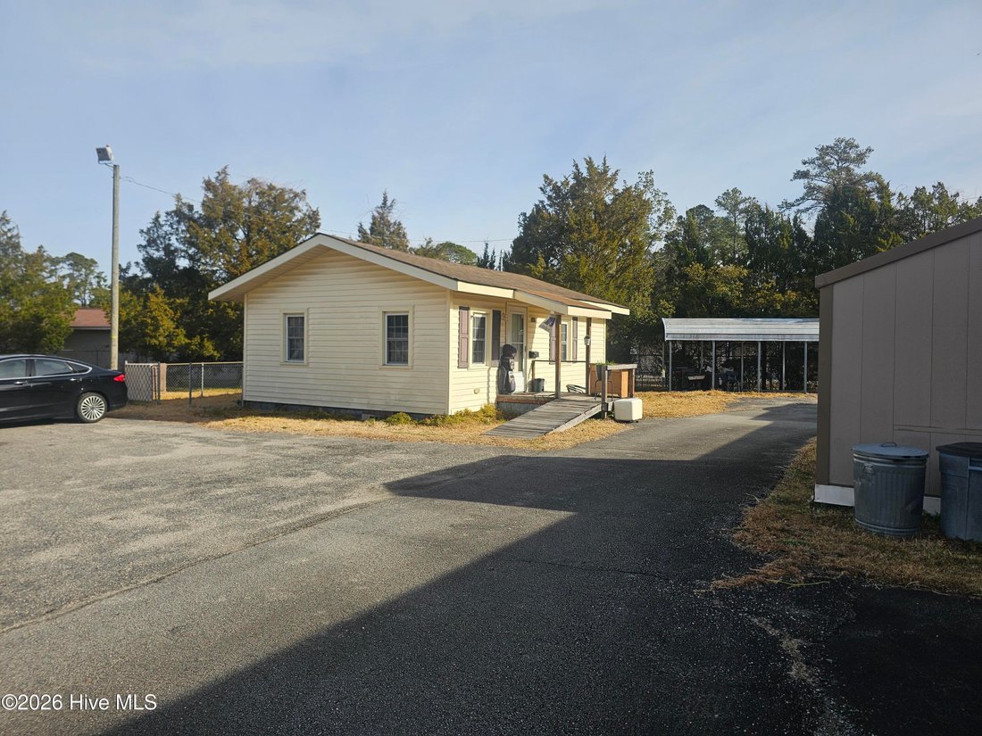 New Bern, North Carolina, United States 4 - 18003577