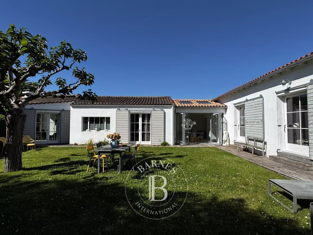 House in Les Portes-en-Ré, Nouvelle-Aquitaine, France 4 - 17331866