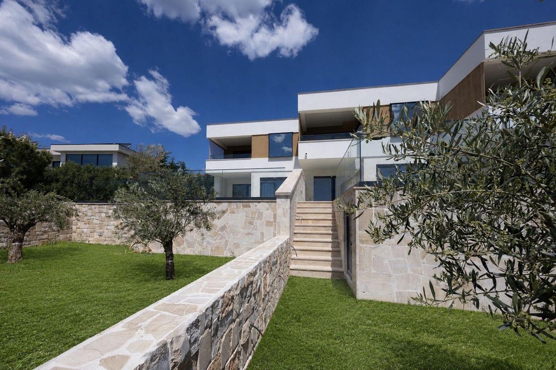 Villa in Primosten, Sibenik-Knin County, Croatia 4 - 13809092