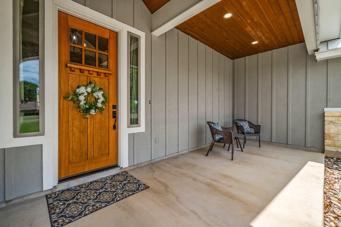 House in Adkins, Texas, United States 2 - 18002088