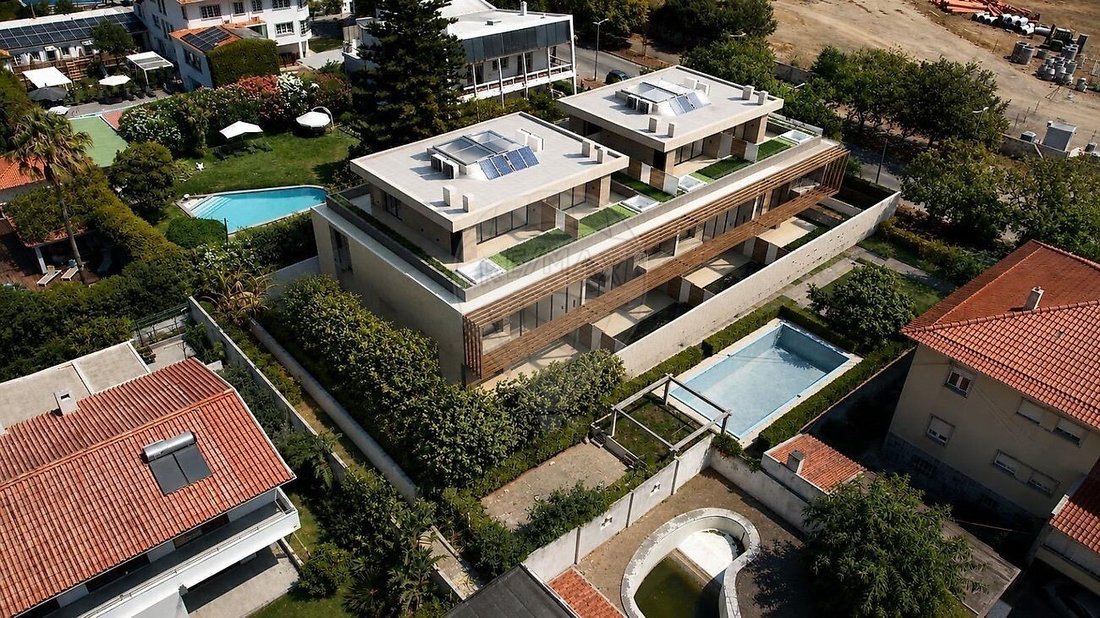 House in Carcavelos e Parede, Lisbon, Portugal 1 - 18002450