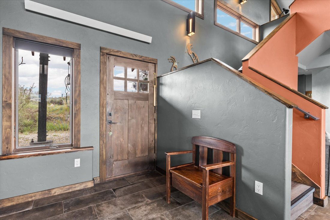 Oak Creek, Colorado, United States 2 - 18003651