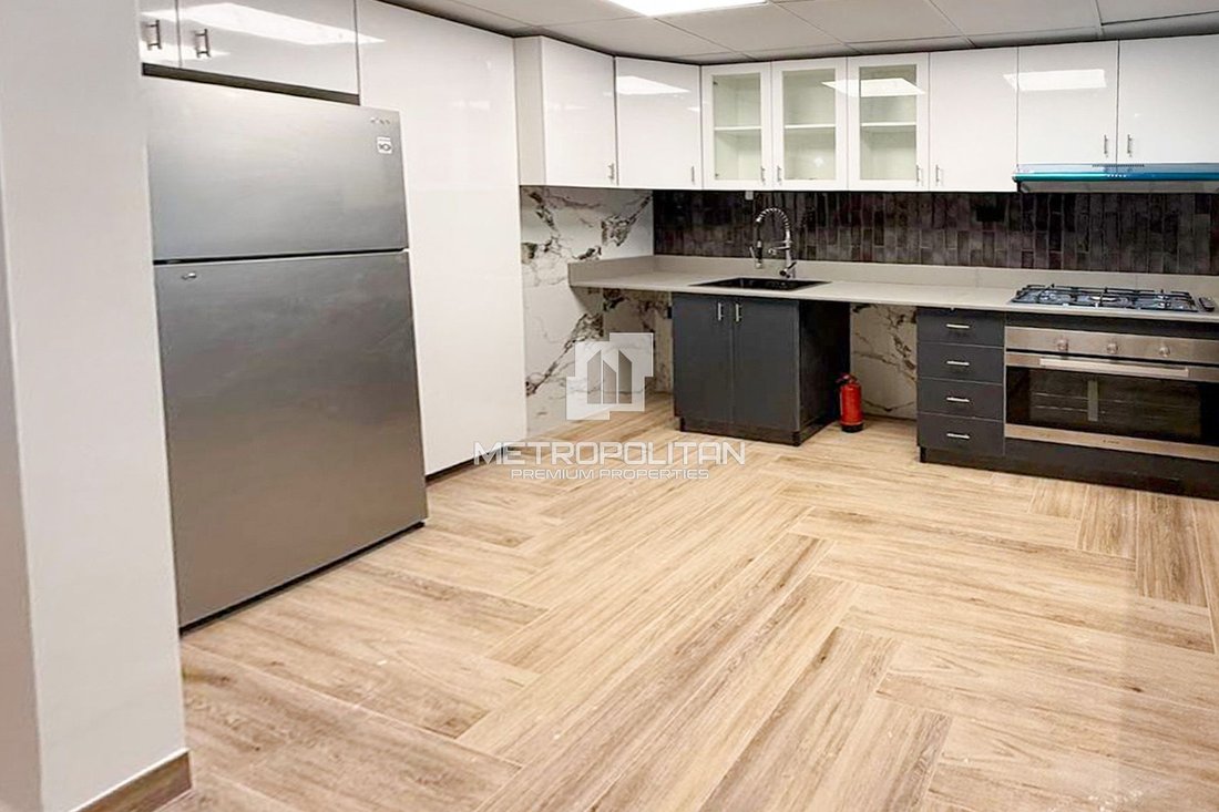 Apartment in JLT / Jumeirah Lakes Towers, Dubai, United Arab Emirates 4 - 18000910