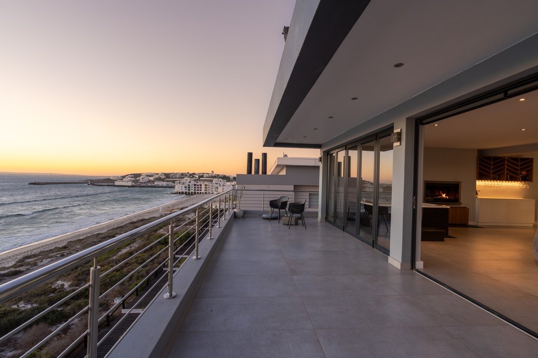 House in Calypso Beach, Western Cape, South Africa 1 - 18002702