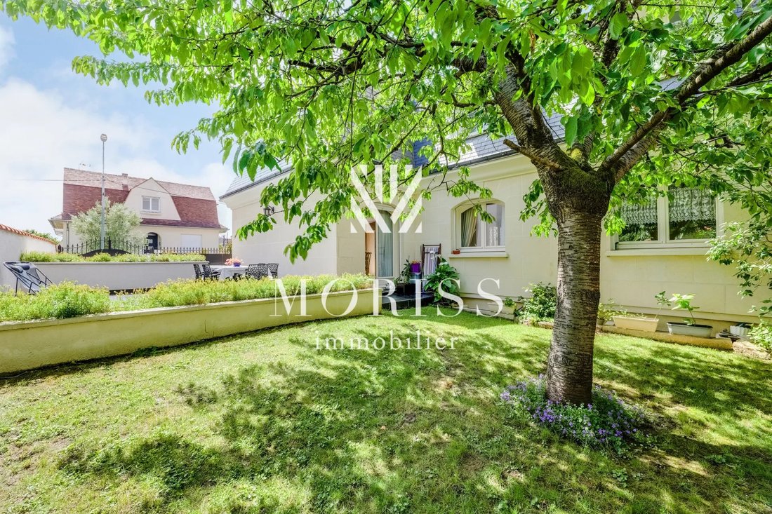 House in Champignol, Saint-Maur-des-Fossés, France 4 - 18003647