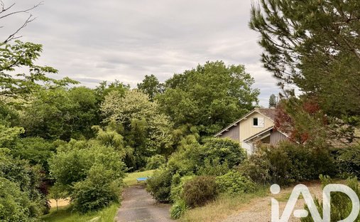 House in Latresne, Nouvelle-Aquitaine, France 1